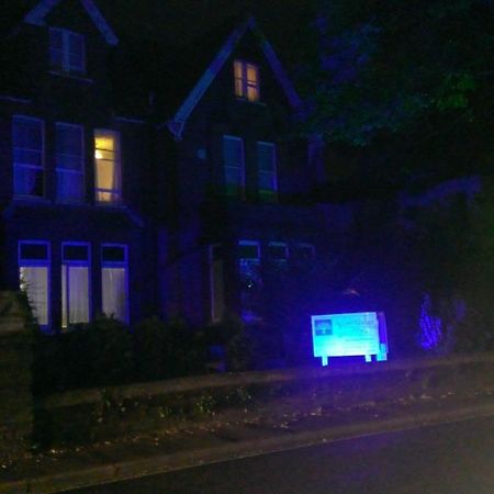Acorn Lodge Guest House - Free Parking 고스포트 외부 사진