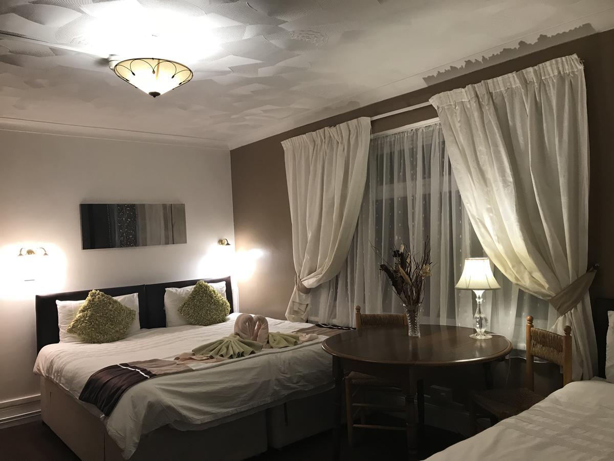 Acorn Lodge Guest House - Free Parking 고스포트 외부 사진